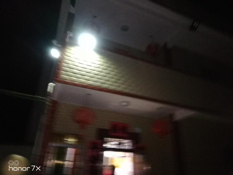 太阳能家用庭院灯户外农村大门口照明灯照亮纳太阳能灯一拖二