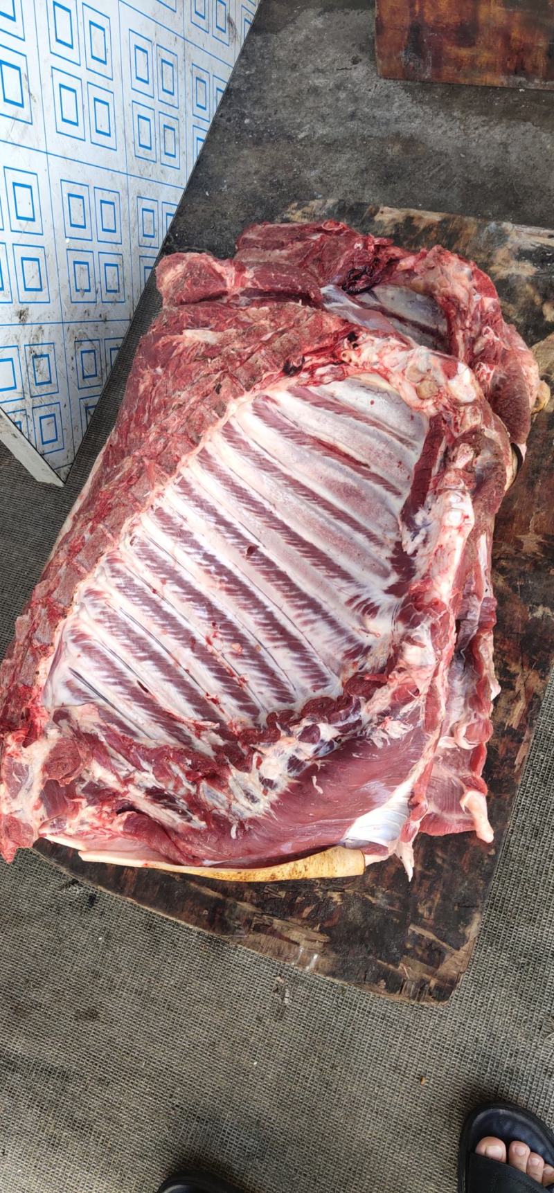 猪肉类黑猪肉山上放养山猪肉香猪肉可大量供货酒楼生鲜农庄