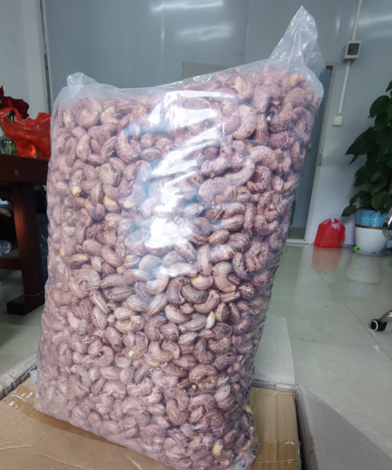 A180越南大颗粒腰果源头厂家20公斤一件货整件批发