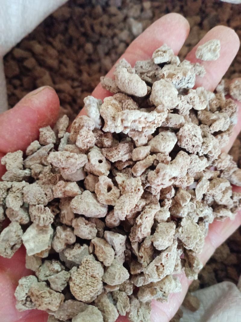 炉甘石，中药材炉甘石正品质量保证经营各种中药材！