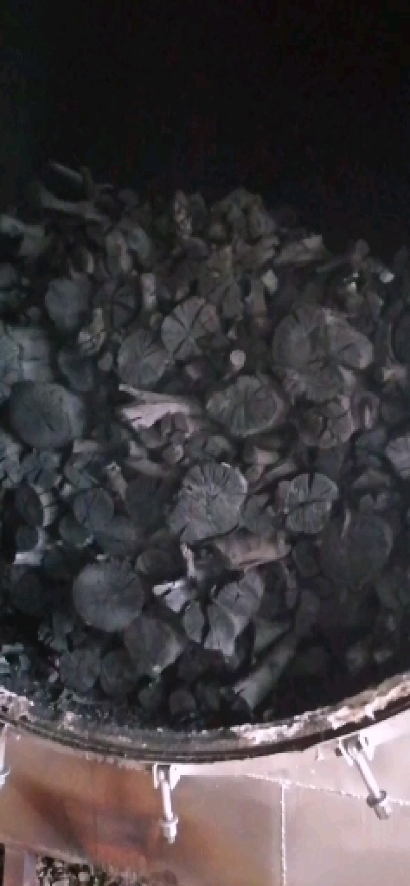 优质烧烤果木炭，没杂木，没水份，耐烧耐用，全国发货