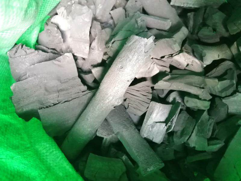 优质烧烤果木炭，没杂木，没水份，耐烧耐用，全国发货