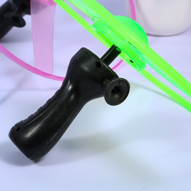 发光儿童玩具拉线飞碟玩具发光玩具飞天仙子地摊货源批发