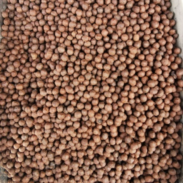喷浆颗粒技术指标：氮磷钾15%；有机质93%；
