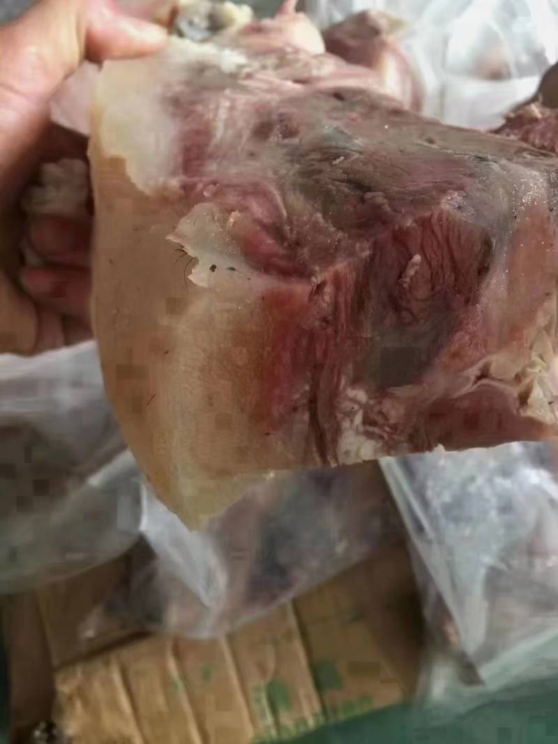 全熟牛头肉，无碱发，每块都带核桃肉，肉质饱满，卤菜店热卖