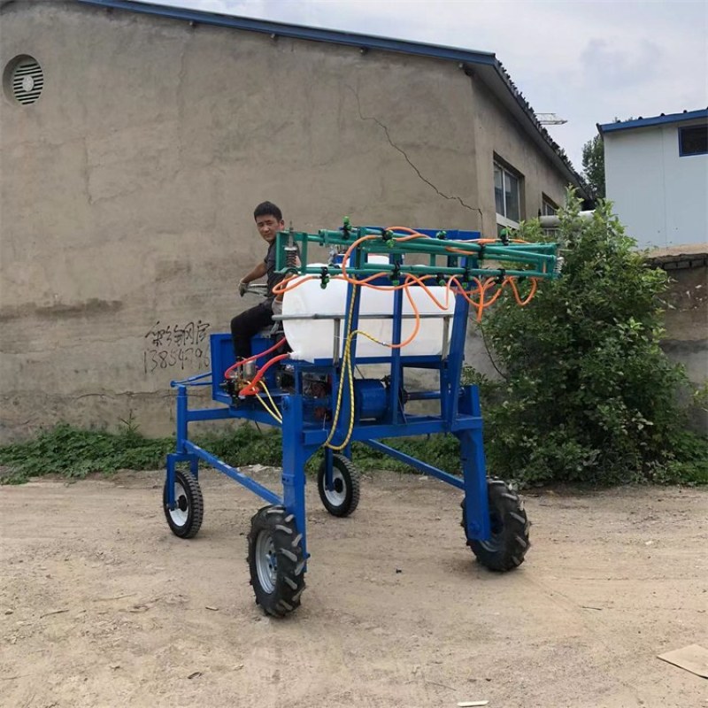四轮乘坐式打药机玉米地液压升降喷雾机400升折叠杆打药机
