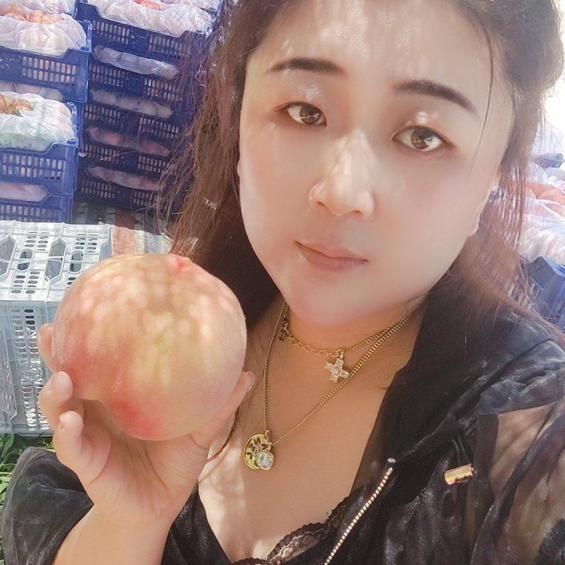 费县仓方早生大红桃，大红袍桃子，大量上市货源充足