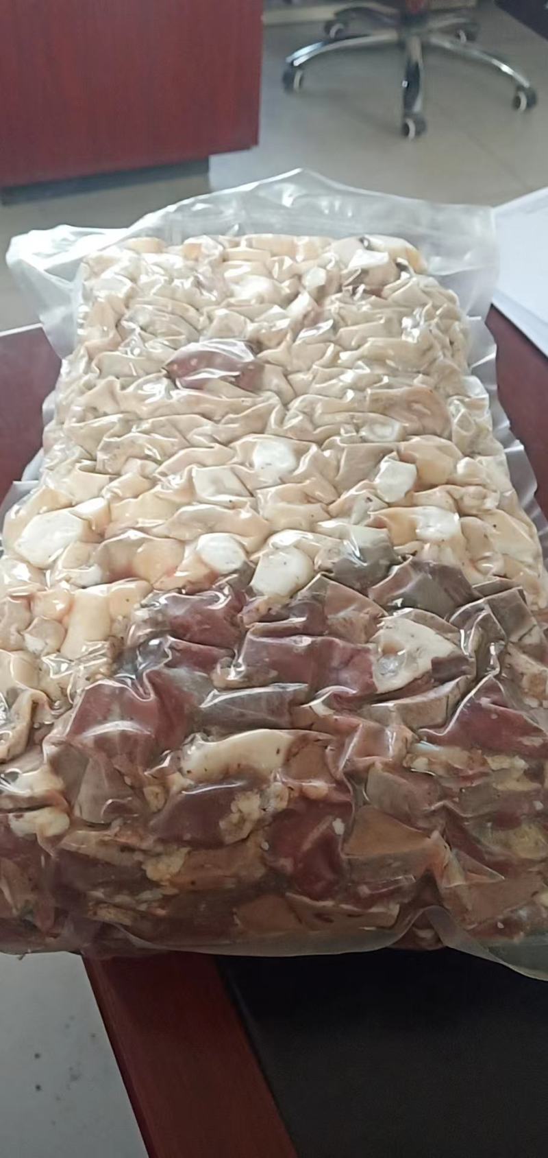 内蒙草地羊羊肚包肉、肉肠、血肠、羊杂、羊捆肠支持定做。