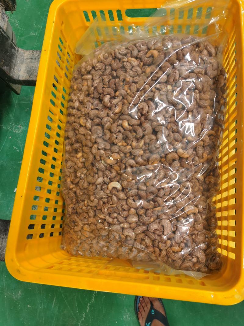 盐焗腰果悦南小宝A180巨大颗粒，颗粒饱满，质量上乘