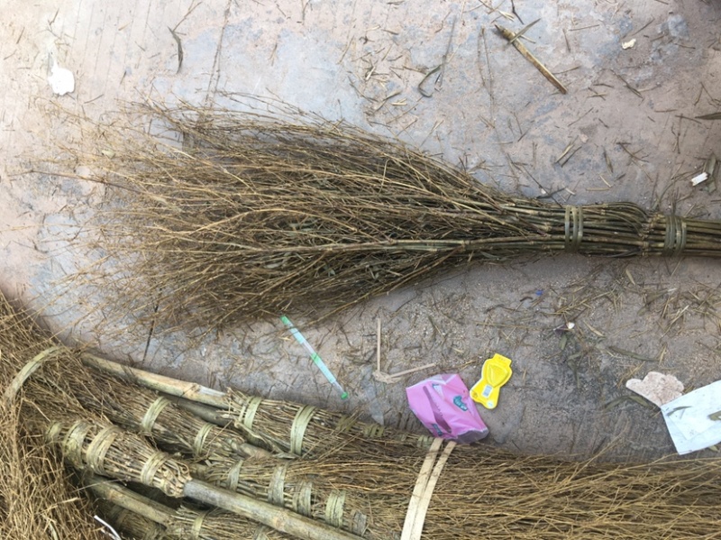 毛竹扫把产地直供价格便宜竹扫把