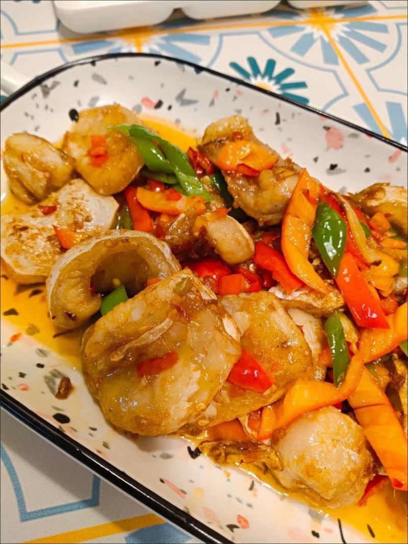 小包装巴沙鱼腩，肉质鲜美，充满胶原质优价廉，让客户有钱赚