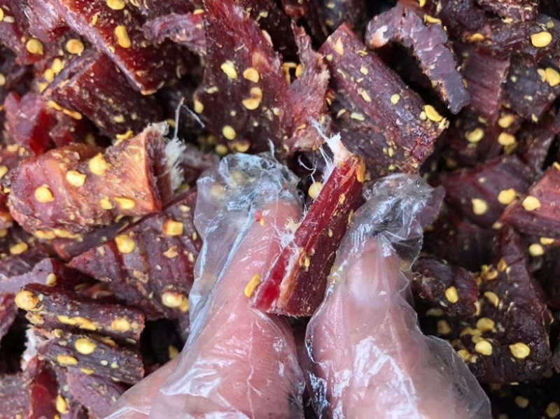 牛肉干猪肉风干鸭肉风干鸡肉风干预包装散装称重