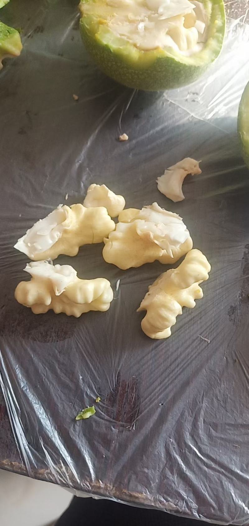 脱皮鲜核桃