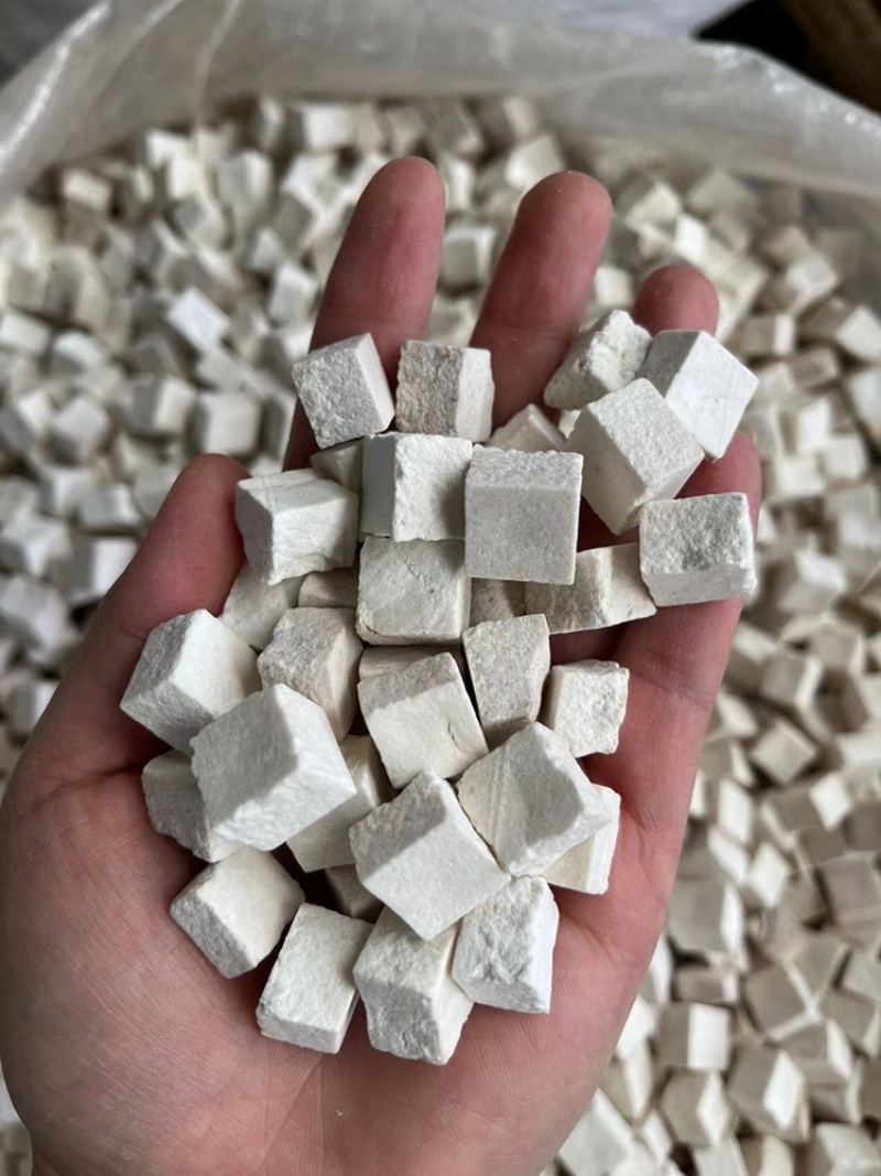 茯苓中心丁，茯苓乱坨，茯苓块，云南茯苓，白茯苓，茯苓