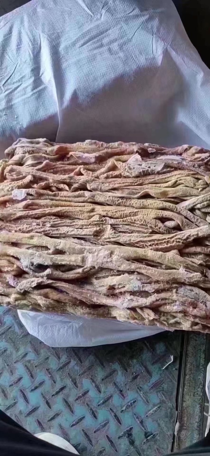 精品牛小肠，山东厂家，质量保证量大价优，欢迎致电，不包邮