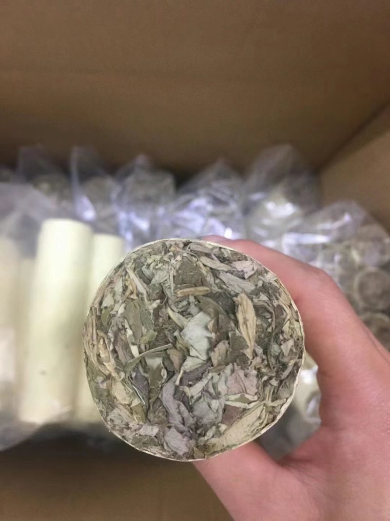 伏牛山石磨黄金艾条手工卷制厂家直销