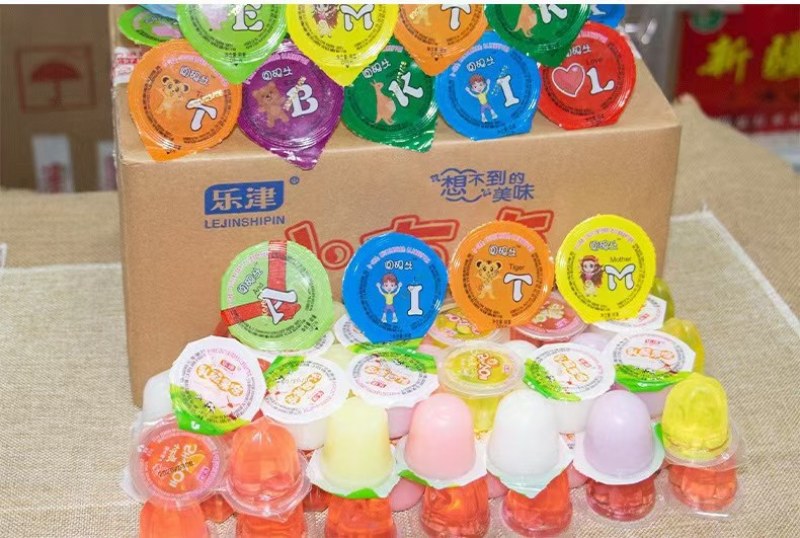 批发地摊果冻水果布丁果冻水果味草莓味果冻10元3斤模式