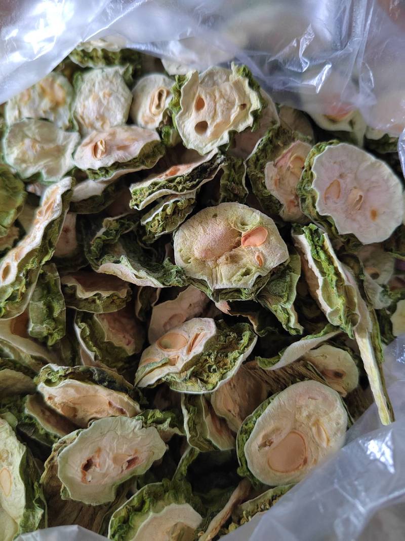 苦瓜干苦瓜片，烘干苦瓜片苦瓜干，新鲜苦瓜干大量上市