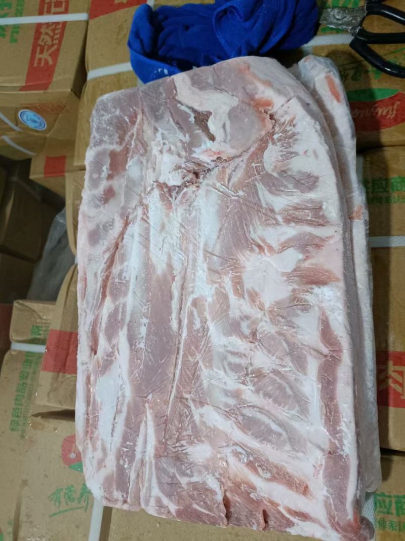 国产肥猪带皮大五花