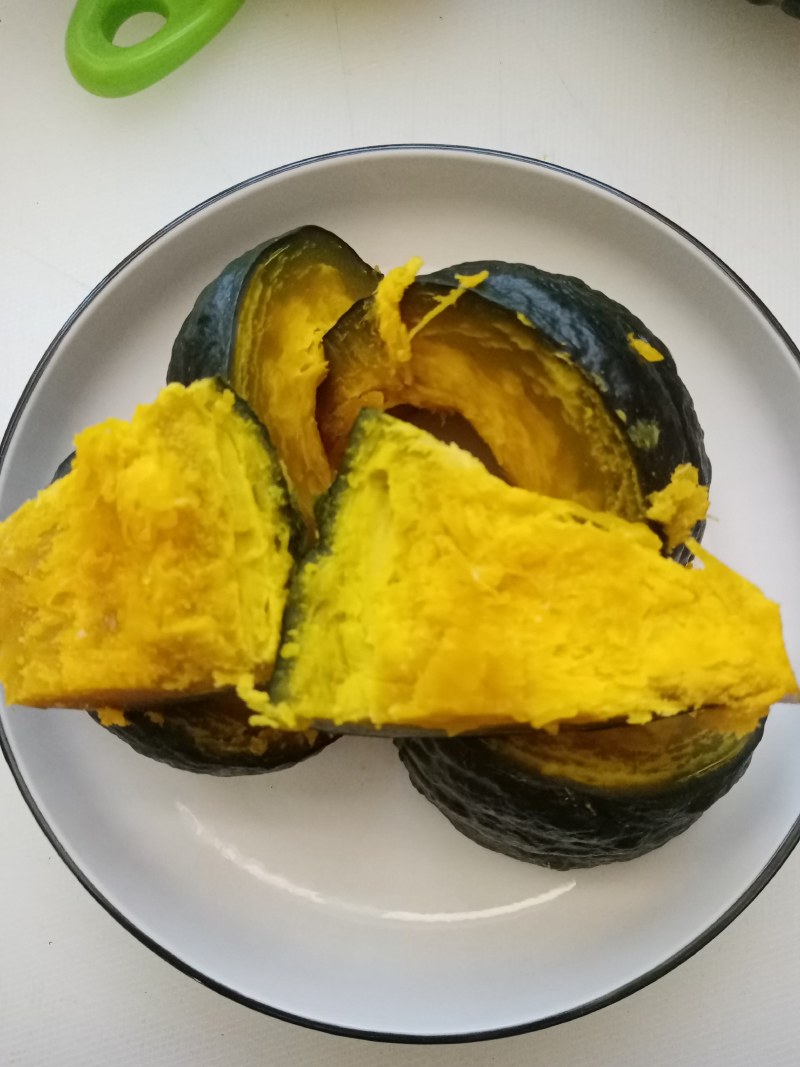 甘肃民勤的沙漠有机绿贝贝南瓜，干，沙，面，微甜，口感软糯