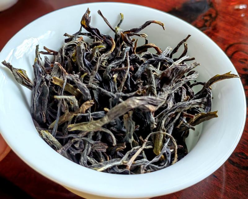 凤凰单丛茶潮州凤凰鸭屎香单枞茶浓香型鸭屎香茶叶高山单枞茶