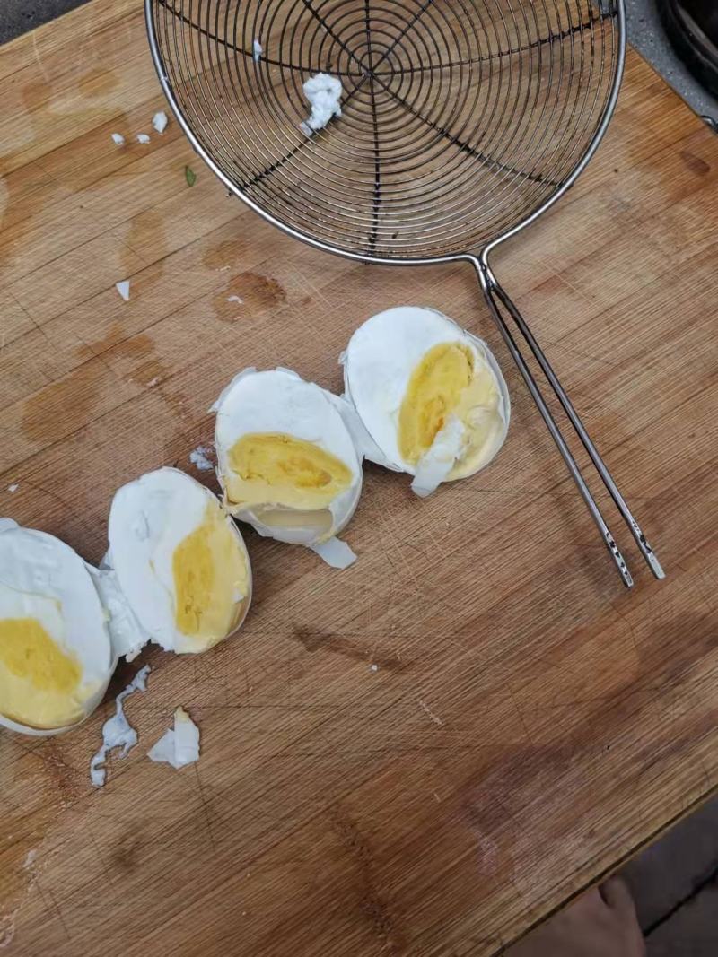 纯手工泥腌制泥腌咸鸭蛋量大从优