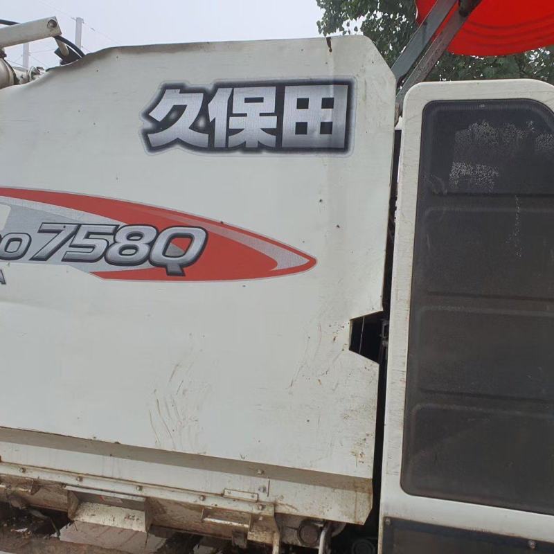 2018年久保田758Q1300多个小时能收玉米，大豆，