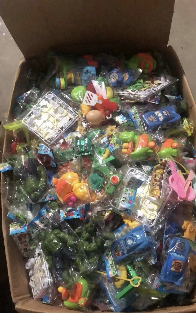 儿童玩具批发2元一个，50个起批随机匹配包邮发货