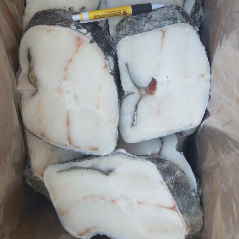 各种规格的干冰鳕鱼片