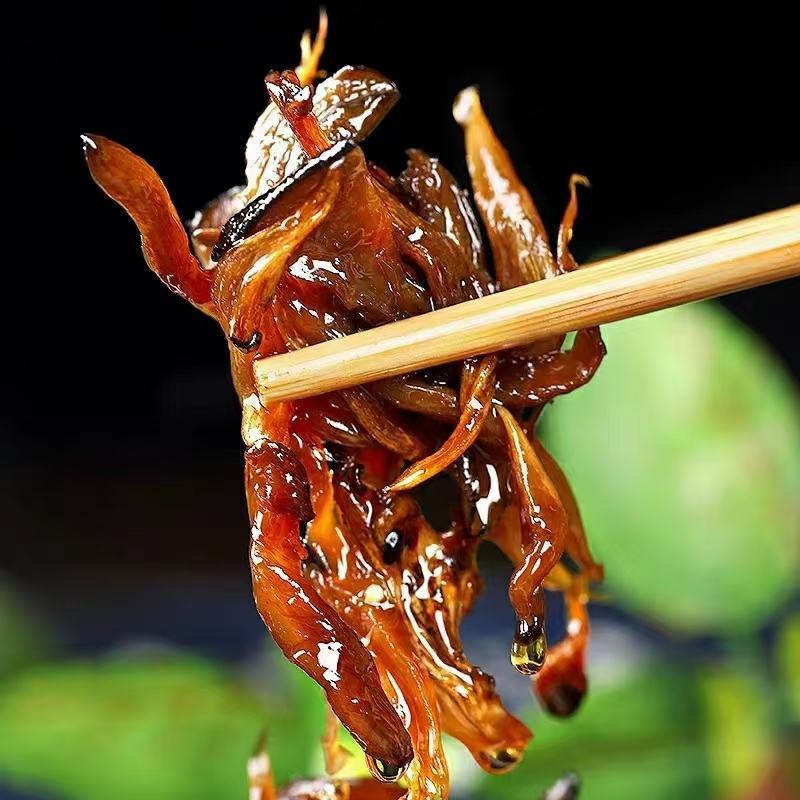 云南野生菌批发鸡枞菌松茸菌牛杆菌多口味