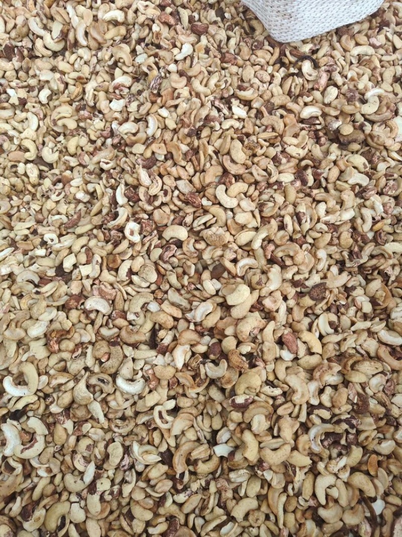 碎腰果熟的现货4吨要的速度联系