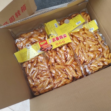 鸡翅尖五香麻辣，品质保证，火爆热销欢迎采购。