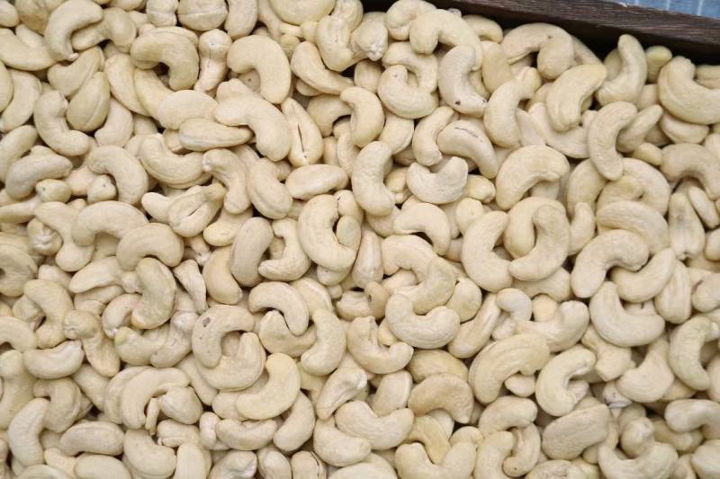 广州人240中号生腰果特级货炒菜配料一件代发批发货源