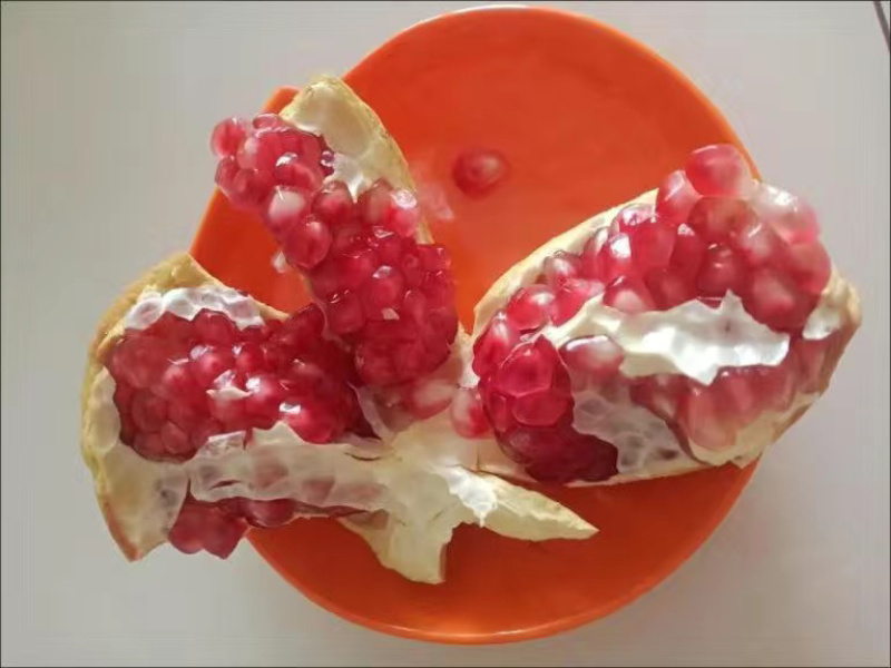蒙自甜石榴，货源充足稳定，味道正宗美味，原产地直发
