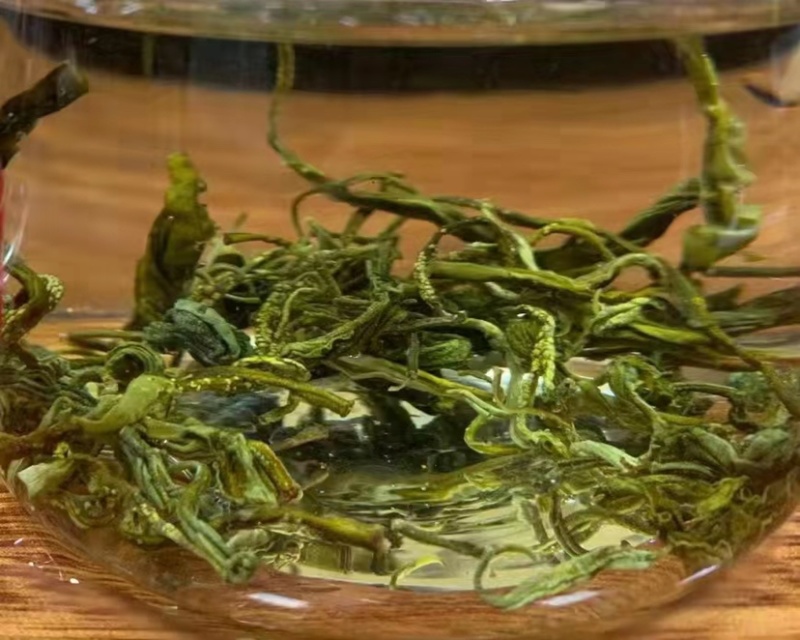 广西金秀大瑶山野生石崖茶颗粒超回甘味，
