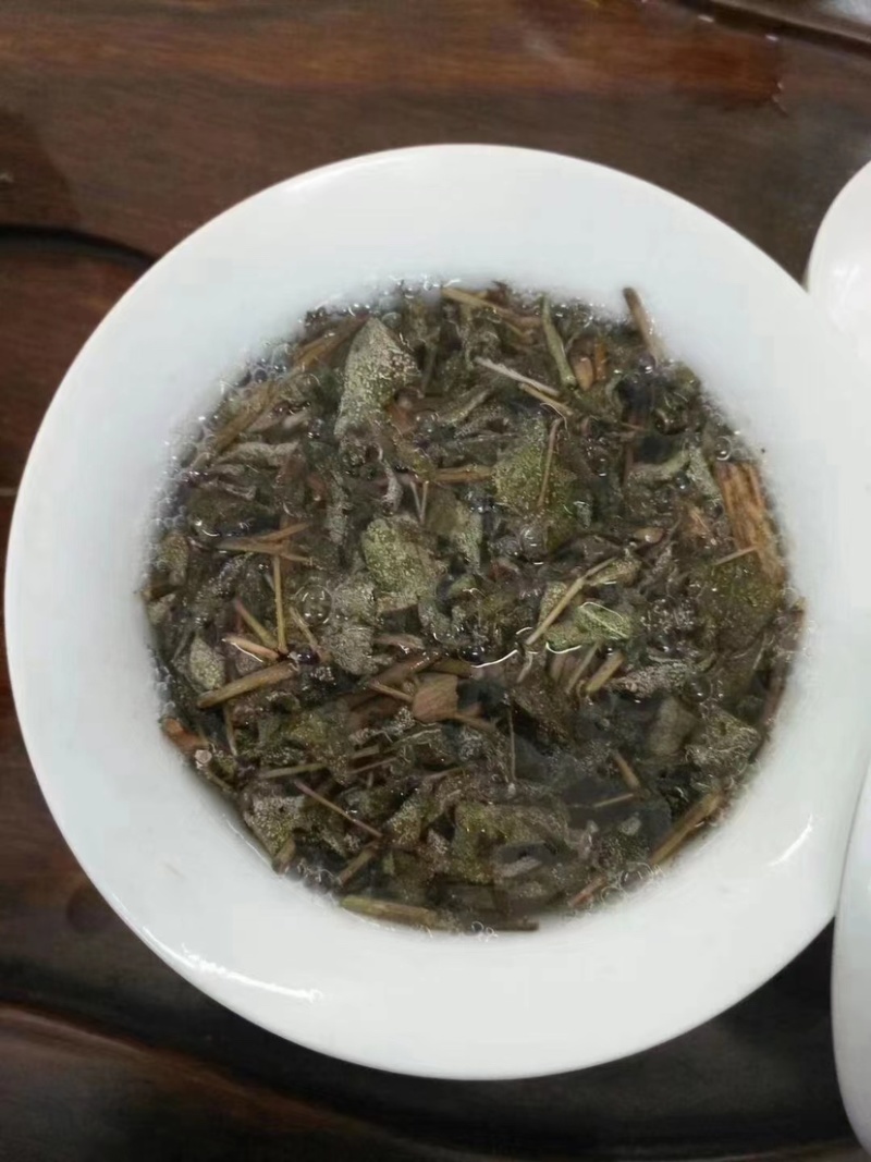 广西大瑶山野生银藤茶