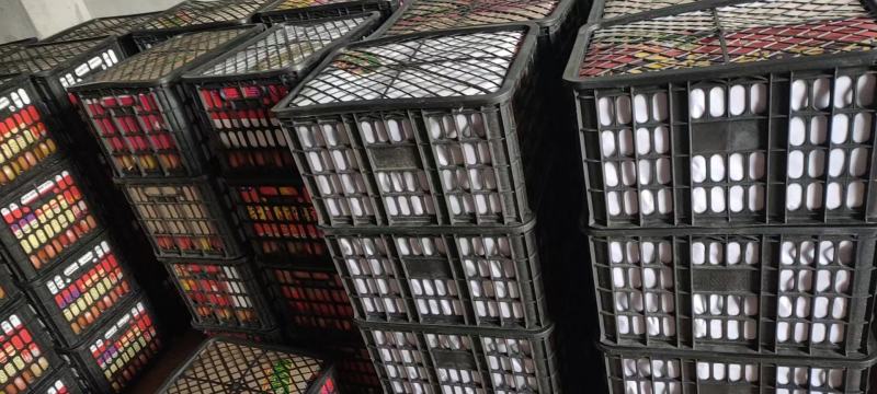 西红柿硬粉西红柿柿子沙漠西红柿沙瓤口感好个大耐储藏耐运输