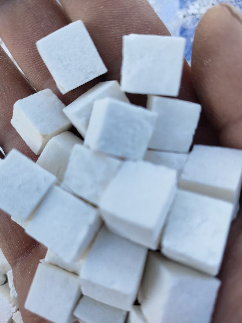 云南精品野生茯苓，规格齐全，价格真实，货量充足欢迎选购