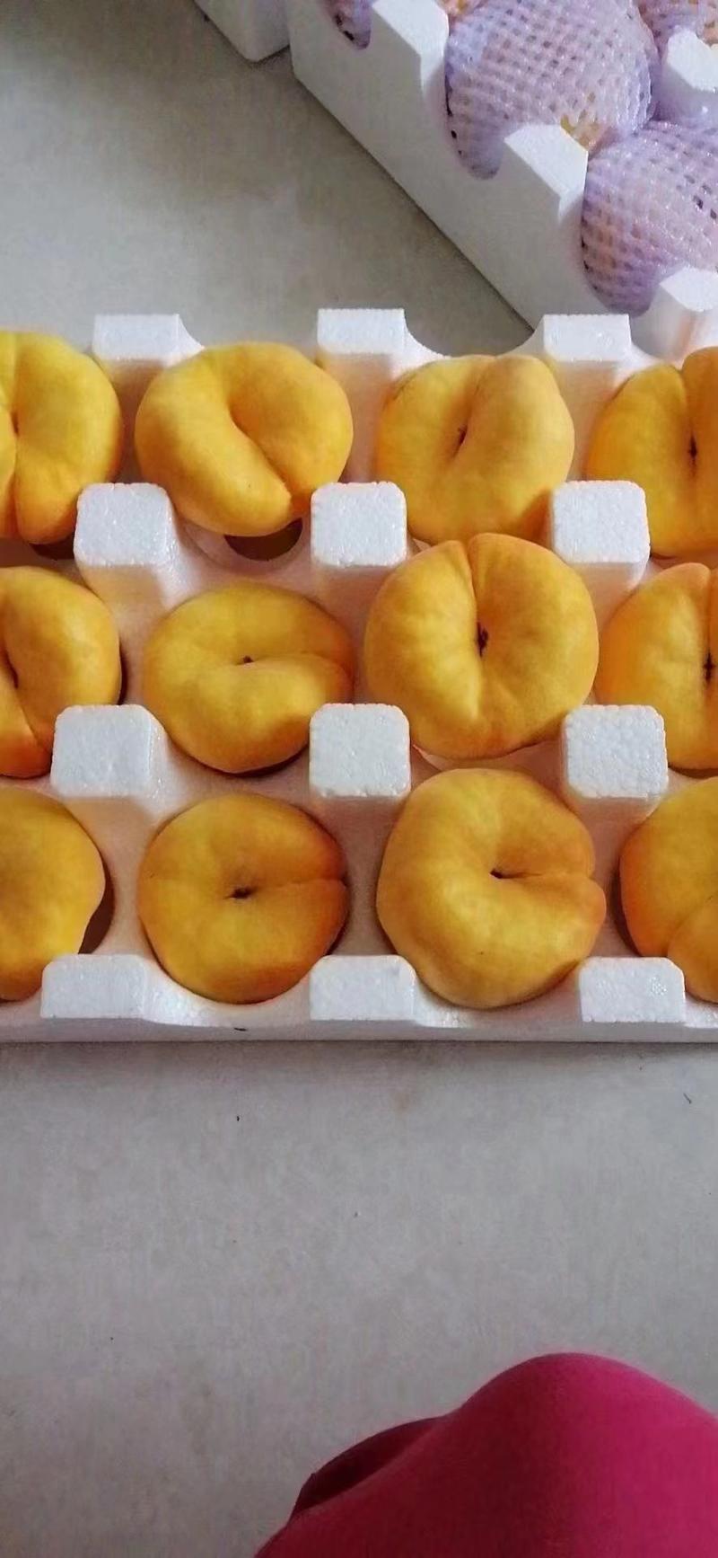 毛潘油潘大量上市要货的老板可以联系，果面金黄，口感脆甜