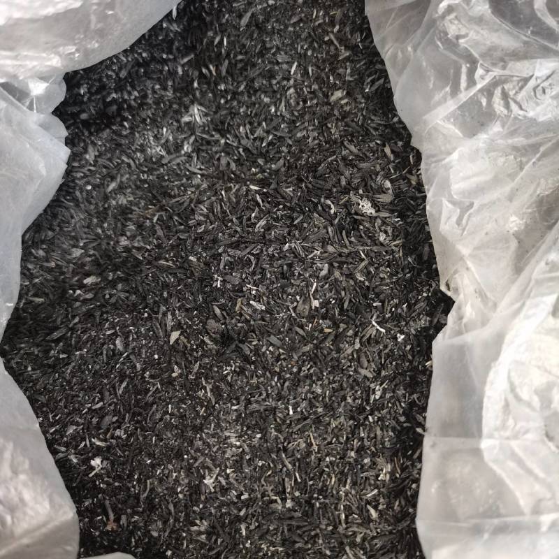 稻壳灰可以根据客户需求定制，干的湿的都有