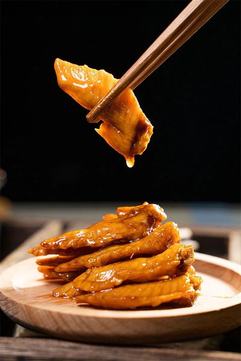 冷吃鸡尖麻辣凤翅五香鸡翅膀四川特色开袋即食泡椒凤爪