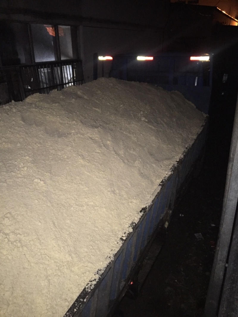 新鲜豆腐渣，长期供应，保质保量，欢迎新老顾客选购