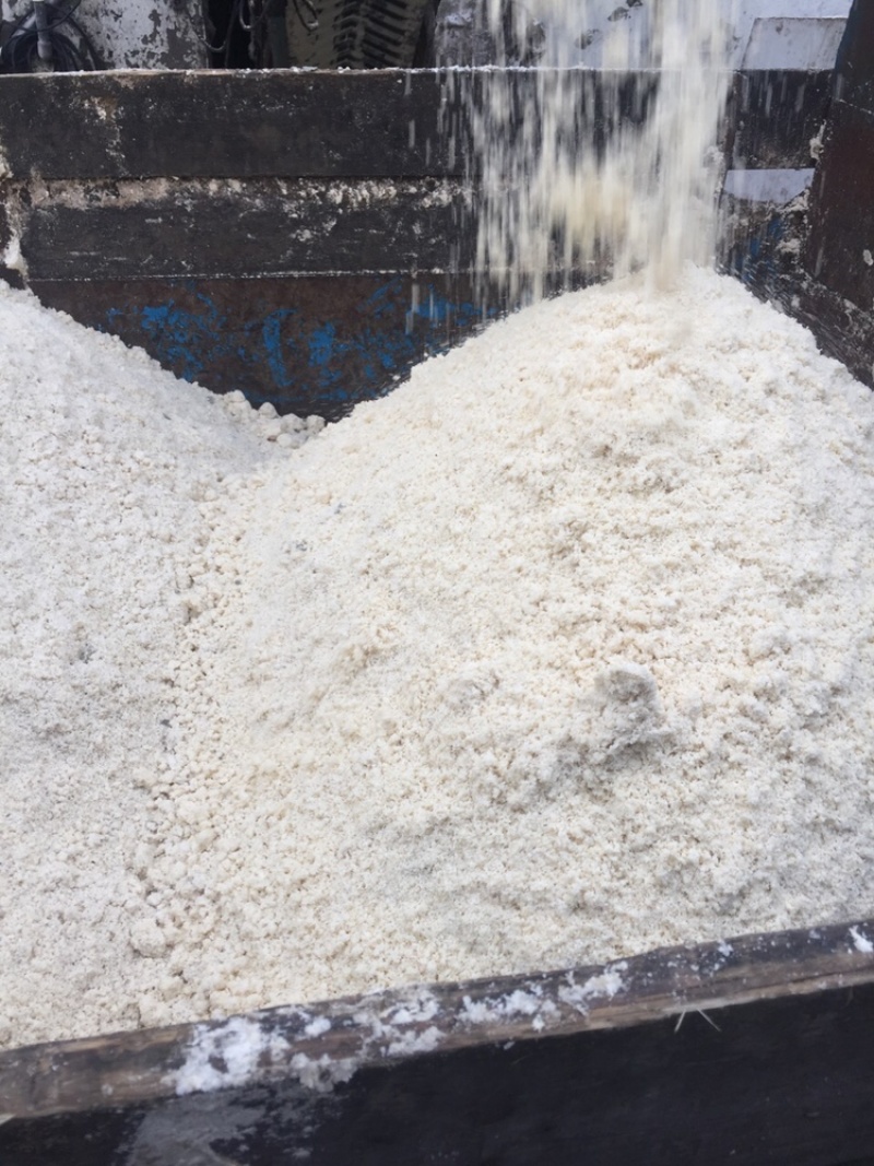 新鲜豆腐渣，长期供应，保质保量，欢迎新老顾客选购