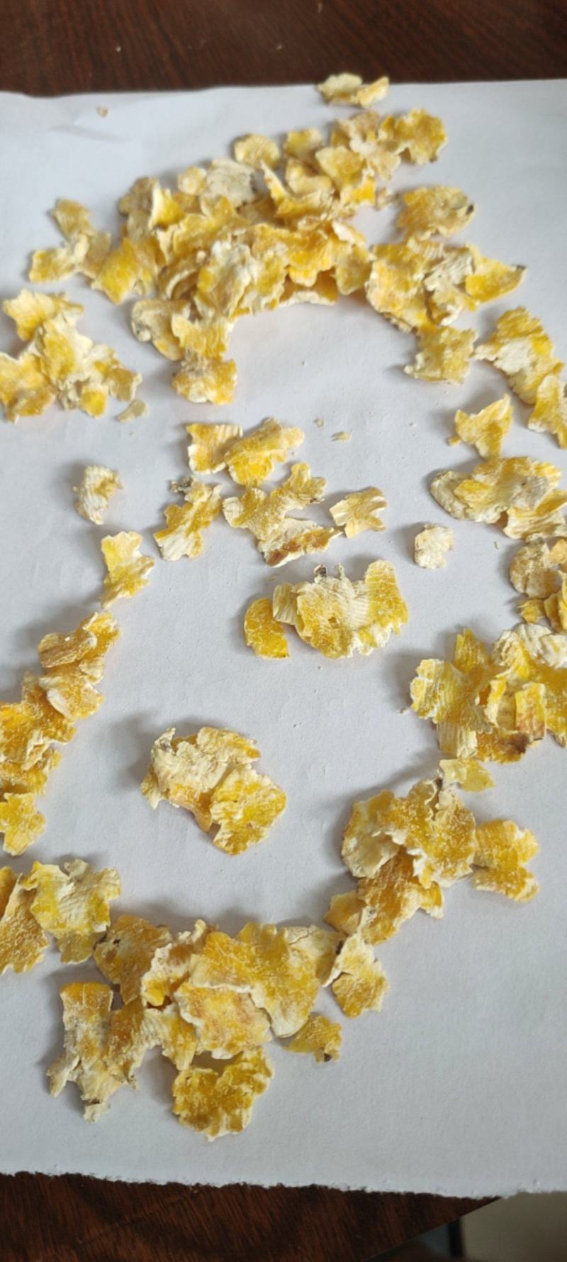 供应东北玉米压片优质玉米压片蒸汽玉米压片