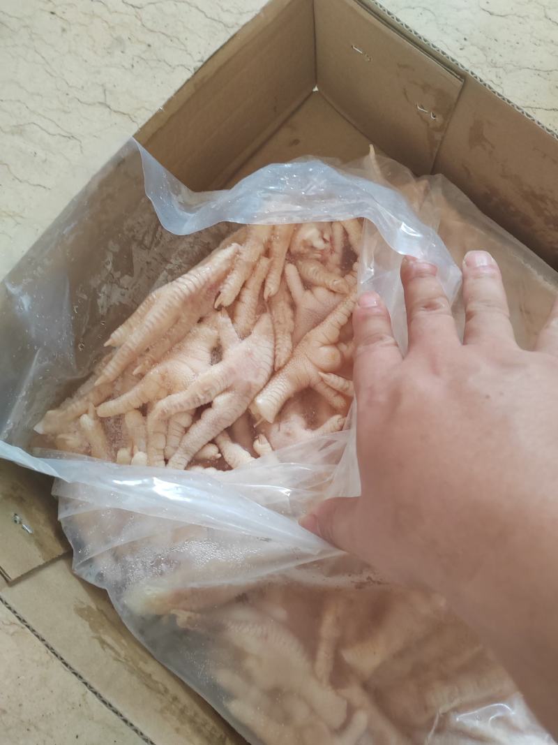 冻鸡爪厂家供应，品质保证，货源充足！