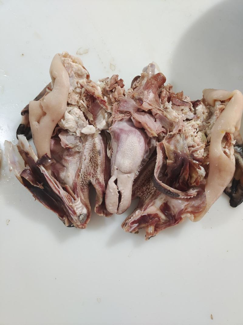 花羊头肉8成熟的，量大价格可优惠羊头肉