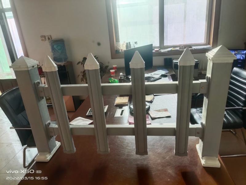 pvc草坪护栏围栏栅栏花园绿化带塑钢花坛小篱笆隔离栏杆