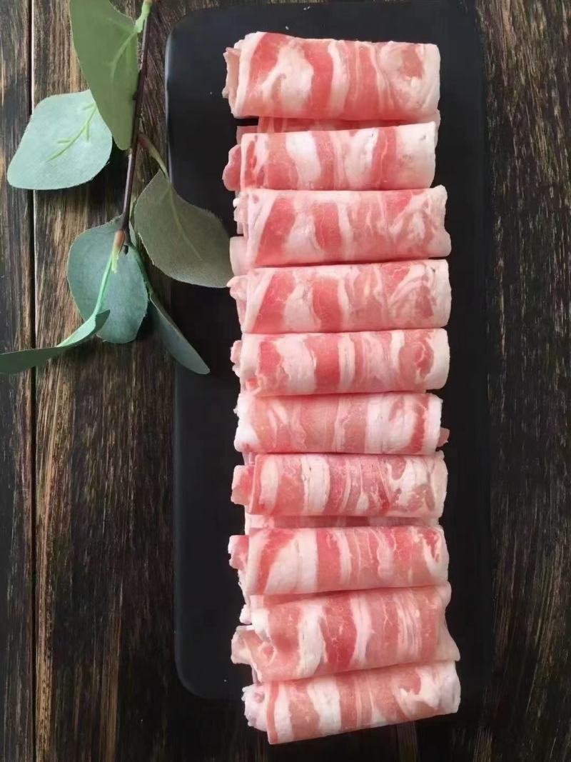 精致羔羊方砖，口味纯正，价格不贵，才用上等羊肉合成！