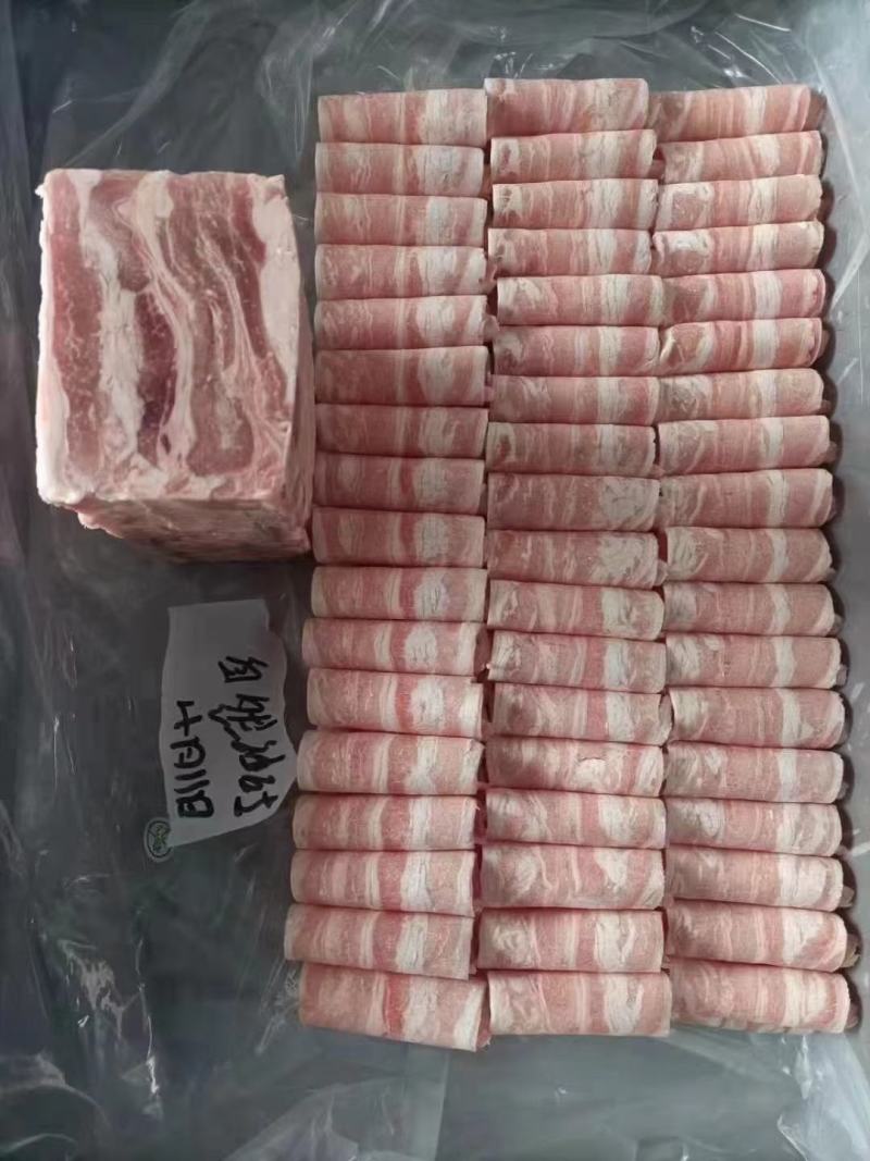 精致羔羊方砖，口味纯正，价格不贵，才用上等羊肉合成！