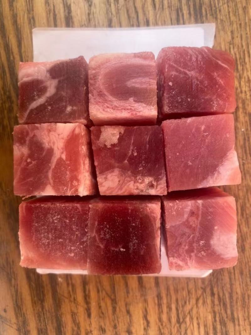 牛肉粒，可按要求定制各种包装，可供电商。